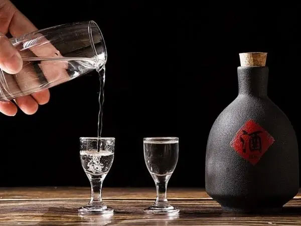 十幾元的醬香白酒是真的嗎.jpg 十幾元的醬香白酒是真的嗎.jpg