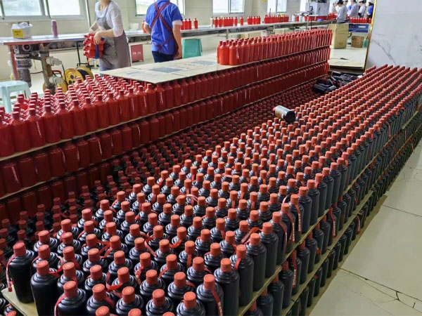河南馬總500件企業定制酒完成生產